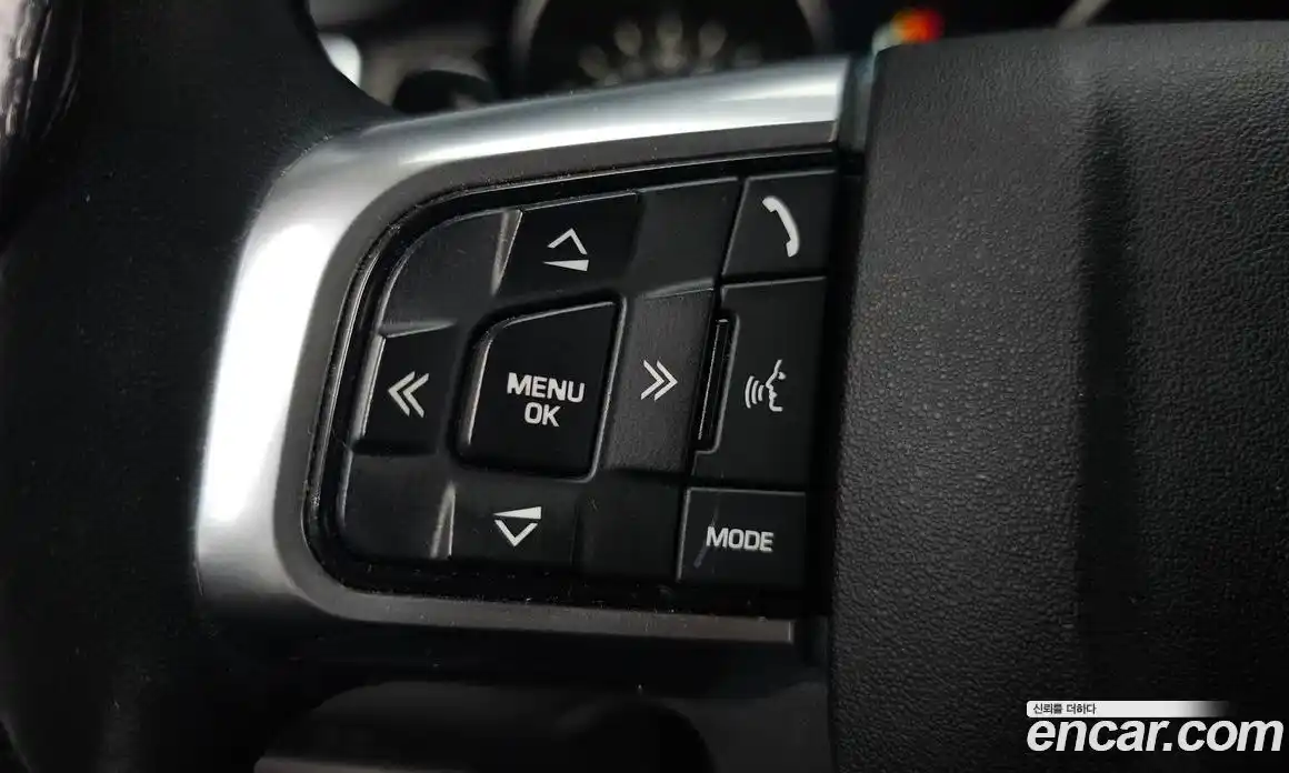 Land Rover Discovery Sport 2018 2.0 автомат (гидро), фото 15