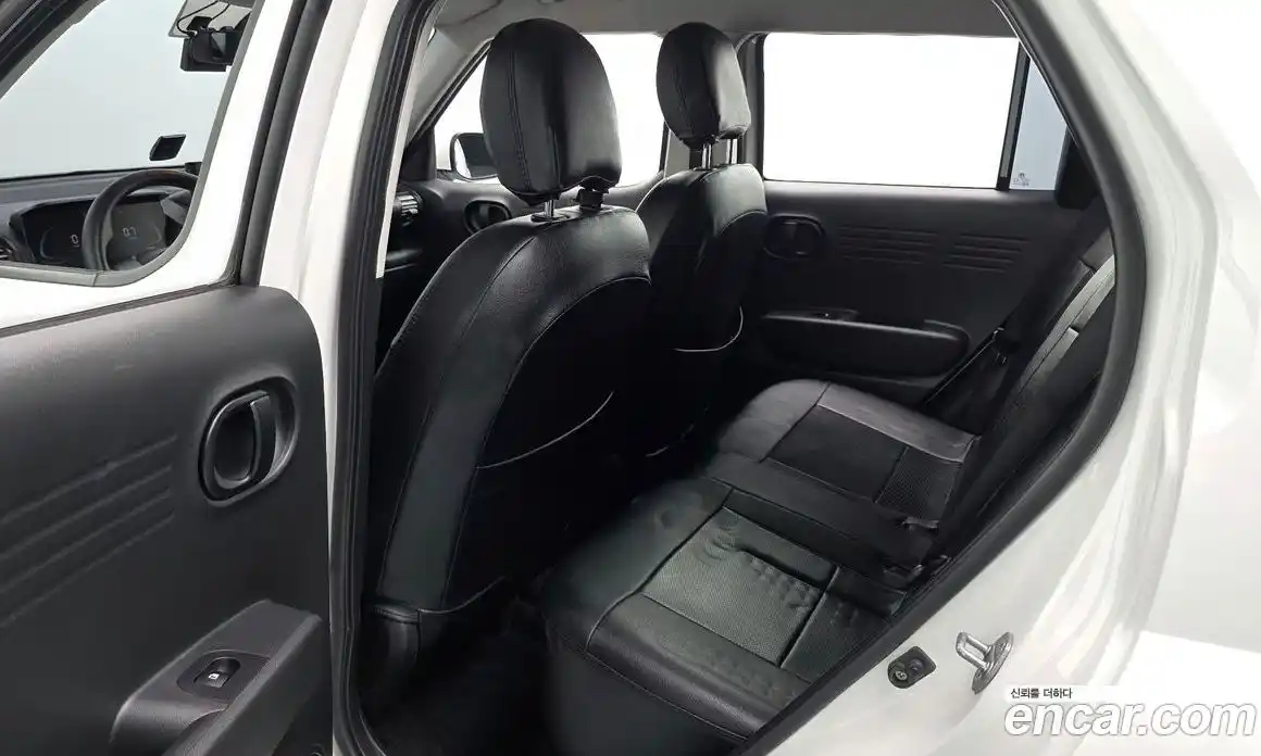 Hyundai Casper 2022 1.0 автомат (гидро), фото 12