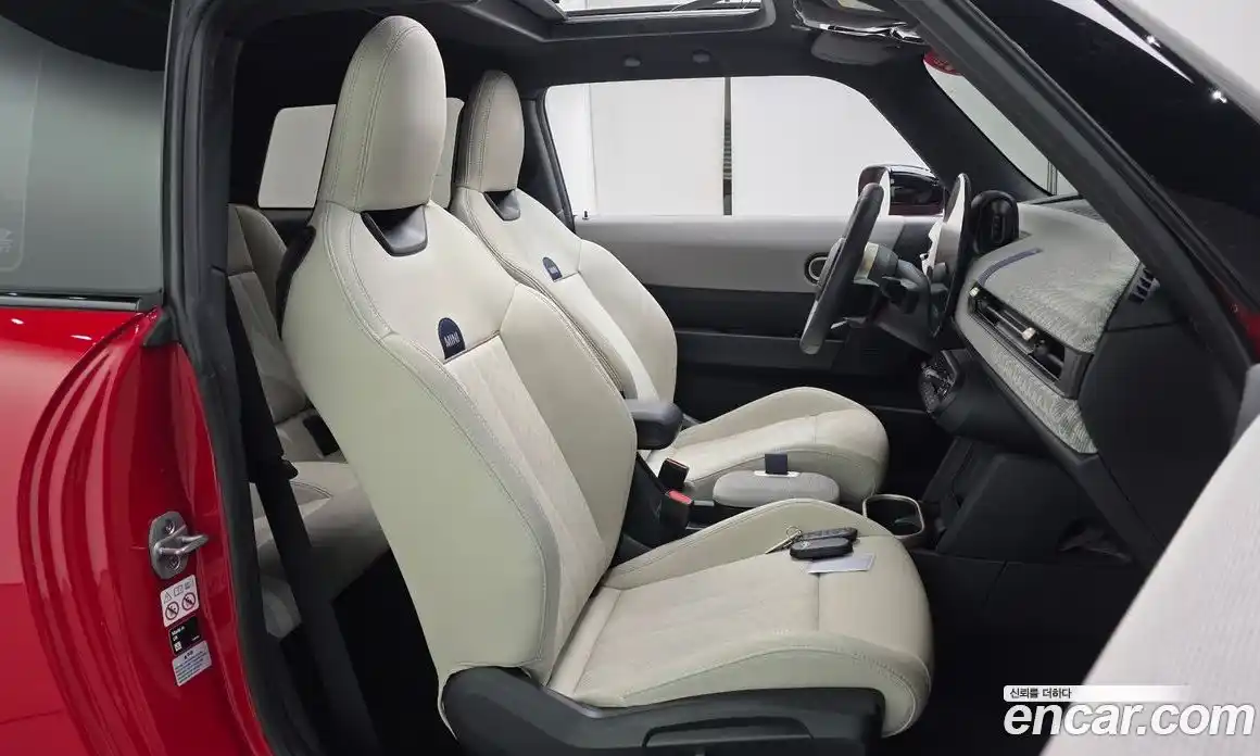 Mini Cooper 2024 2.0 автомат (гидро), фото 16