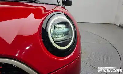 Mini Cooper 2024 2.0 автомат (гидро), миниатюра 8