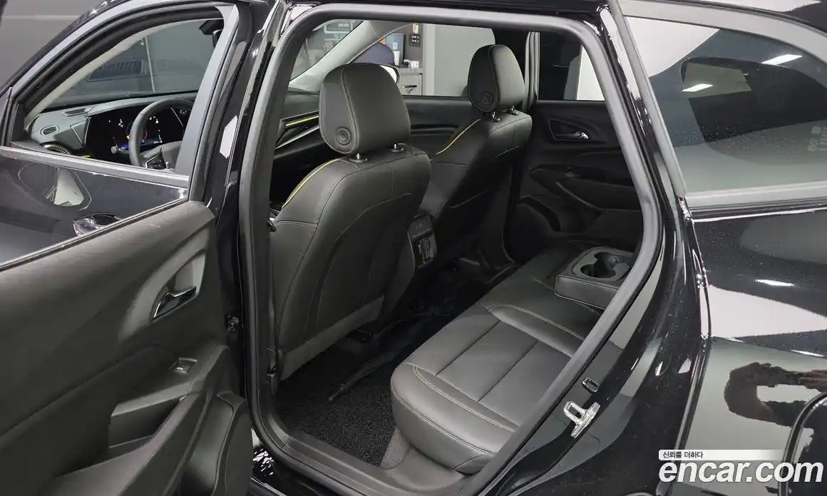 Chevrolet Trax 2023 1.2 автомат (гидро), фото 11
