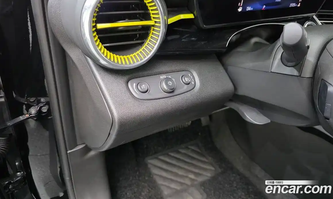 Chevrolet Trax 2023 1.2 автомат (гидро), фото 15