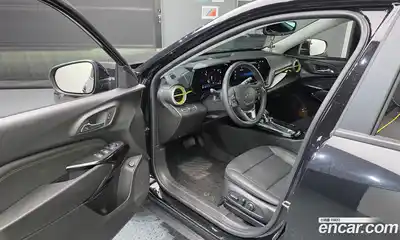 Chevrolet Trax 2023 1.2 автомат (гидро), миниатюра 10