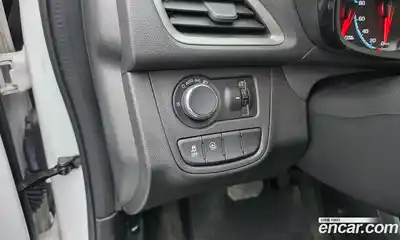 Chevrolet Spark 2020 1.0 автомат (гидро), миниатюра 12