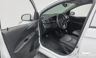 Chevrolet Spark 2020 1.0 автомат (гидро), миниатюра 10