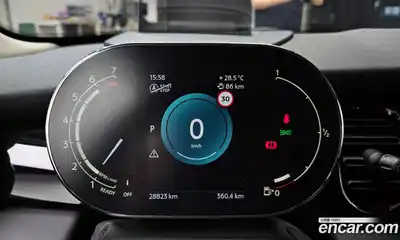 Mini Cooper 2024 1.5 автомат (гидро), миниатюра 11