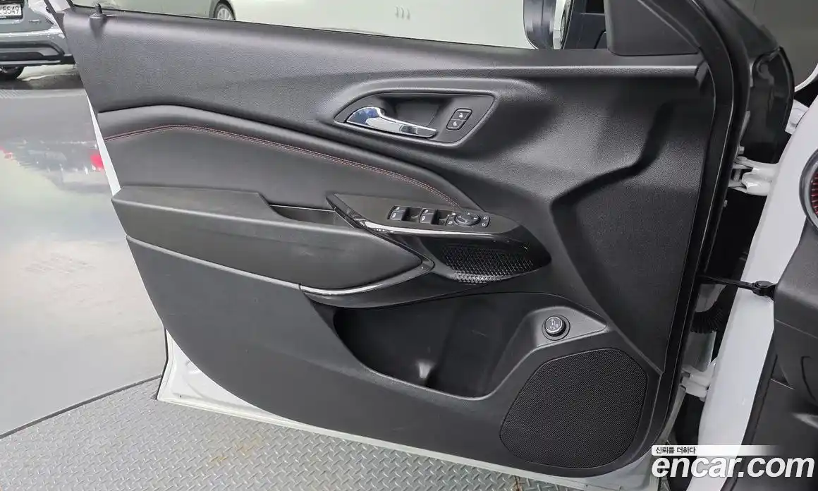 Chevrolet Trax 2023 1.2 автомат (гидро), фото 14