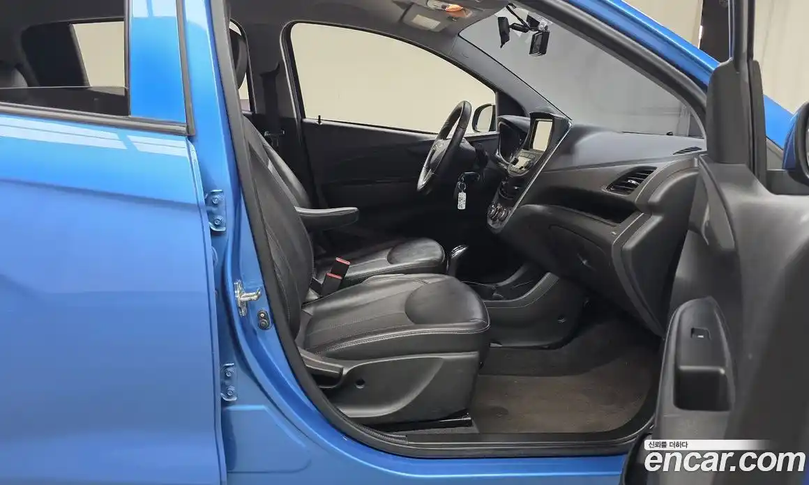 Chevrolet Spark 2016 1.0 автомат (гидро), фото 11