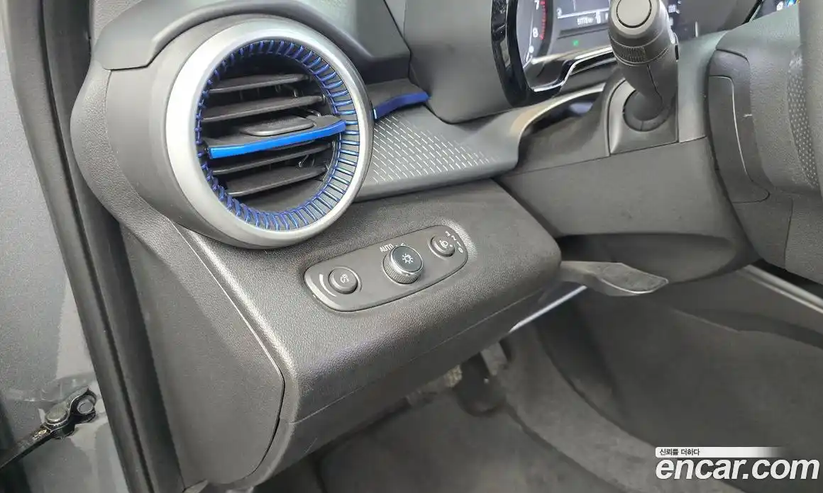 Chevrolet Trax 2024 1.2 автомат (гидро), фото 25