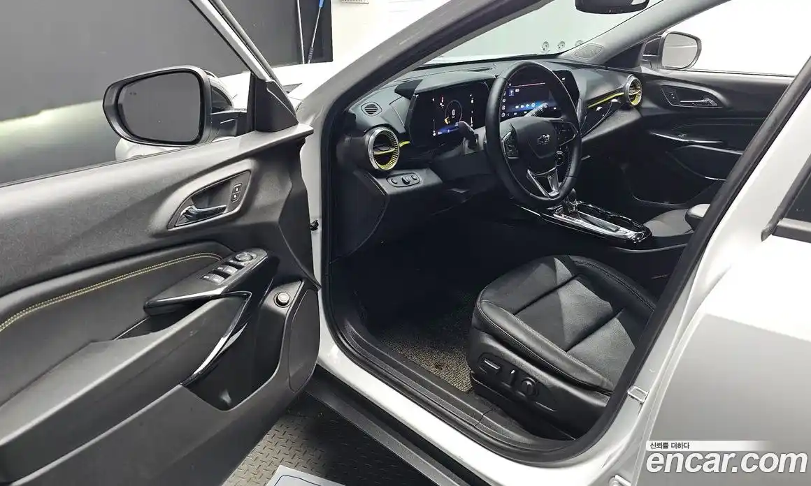 Chevrolet Trax 2024 1.2 автомат (гидро), фото 12