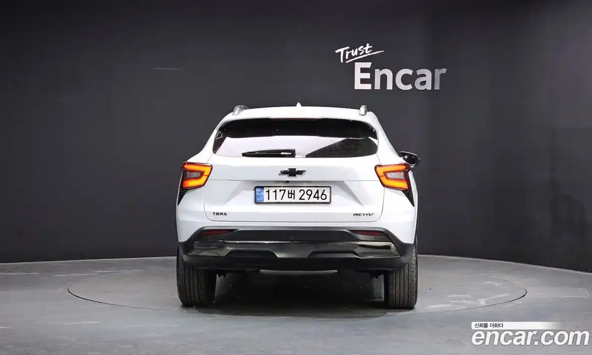 Chevrolet Trax 2024 1.2 автомат (гидро), фото 3