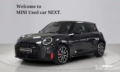 Mini Cooper, 2025, 5 689 км