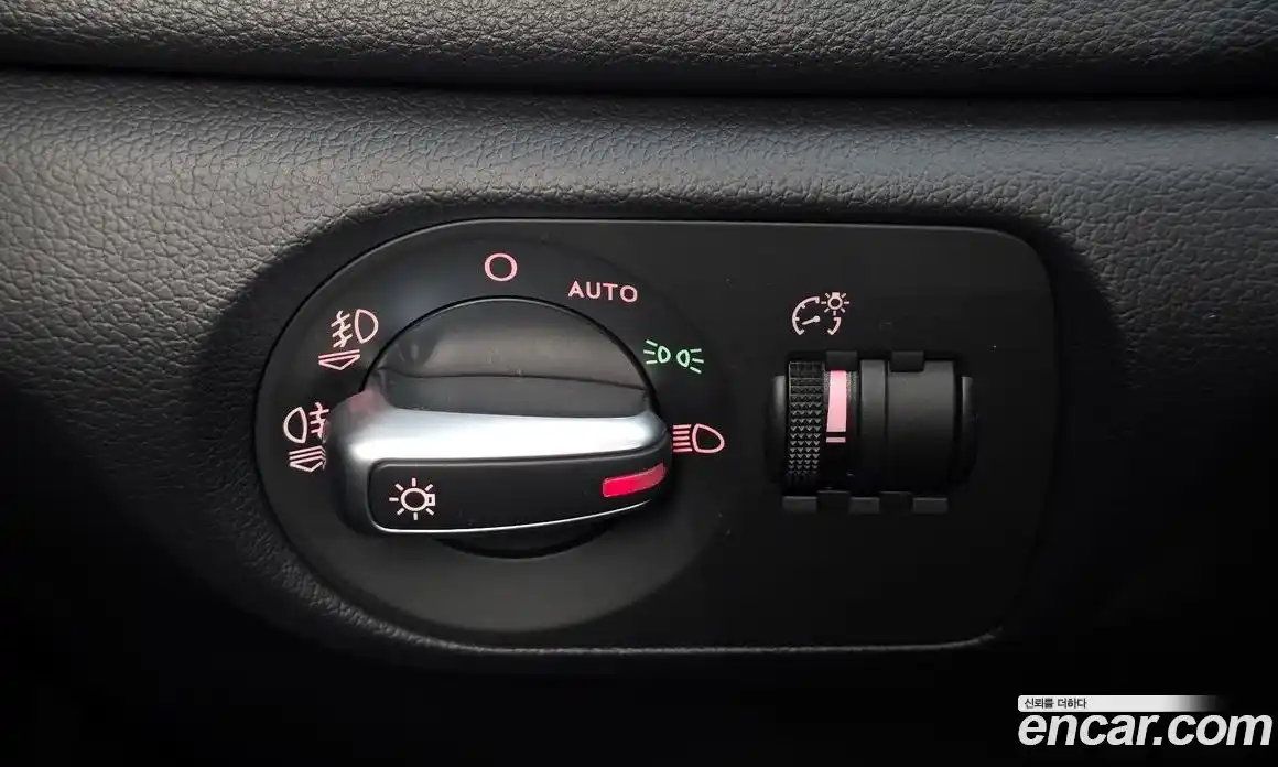 Audi Q3 2014 2.0 автомат (гидро), фото 17