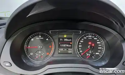 Audi Q3 2016 2.0 автомат (гидро), миниатюра 8