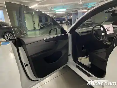 Tesla Model Y 2026 0.2 автомат (гидро), миниатюра 11 Tesla Model Y 2026 0.2 автомат (гидро), миниатюра 11