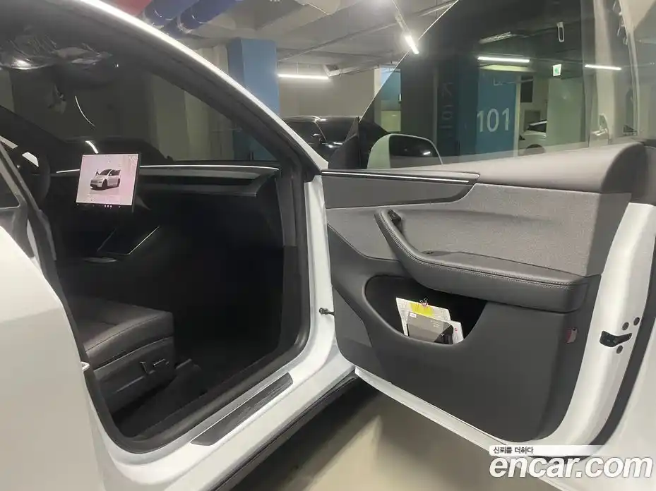 Tesla Model Y 2026 0.2 автомат (гидро), фото 15 Tesla Model Y 2026 0.2 автомат (гидро), фото 15