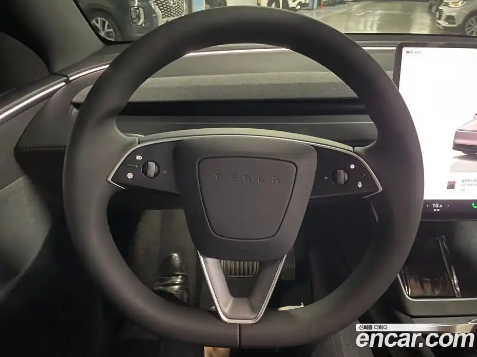 Tesla Model Y 2026 0.2 автомат (гидро), фото 16 Tesla Model Y 2026 0.2 автомат (гидро), фото 16