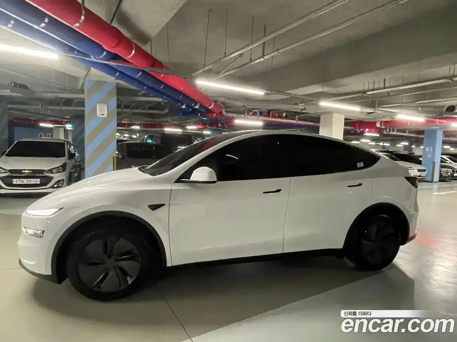 Tesla Model Y 2026 0.2 автомат (гидро), фото 3 Tesla Model Y 2026 0.2 автомат (гидро), фото 3