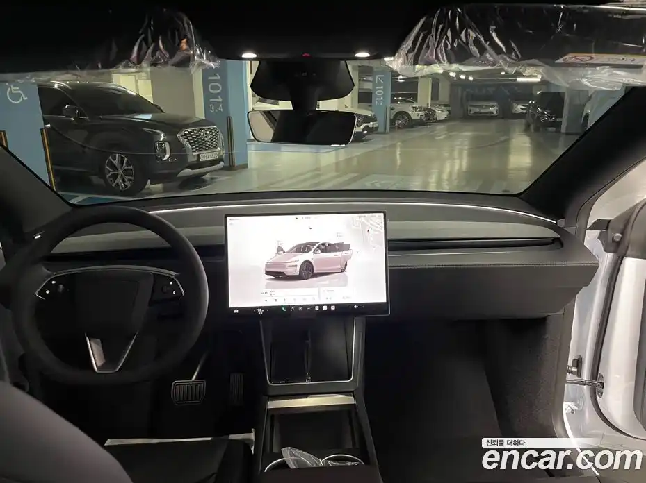 Tesla Model Y 2026 0.2 автомат (гидро), фото 7 Tesla Model Y 2026 0.2 автомат (гидро), фото 7