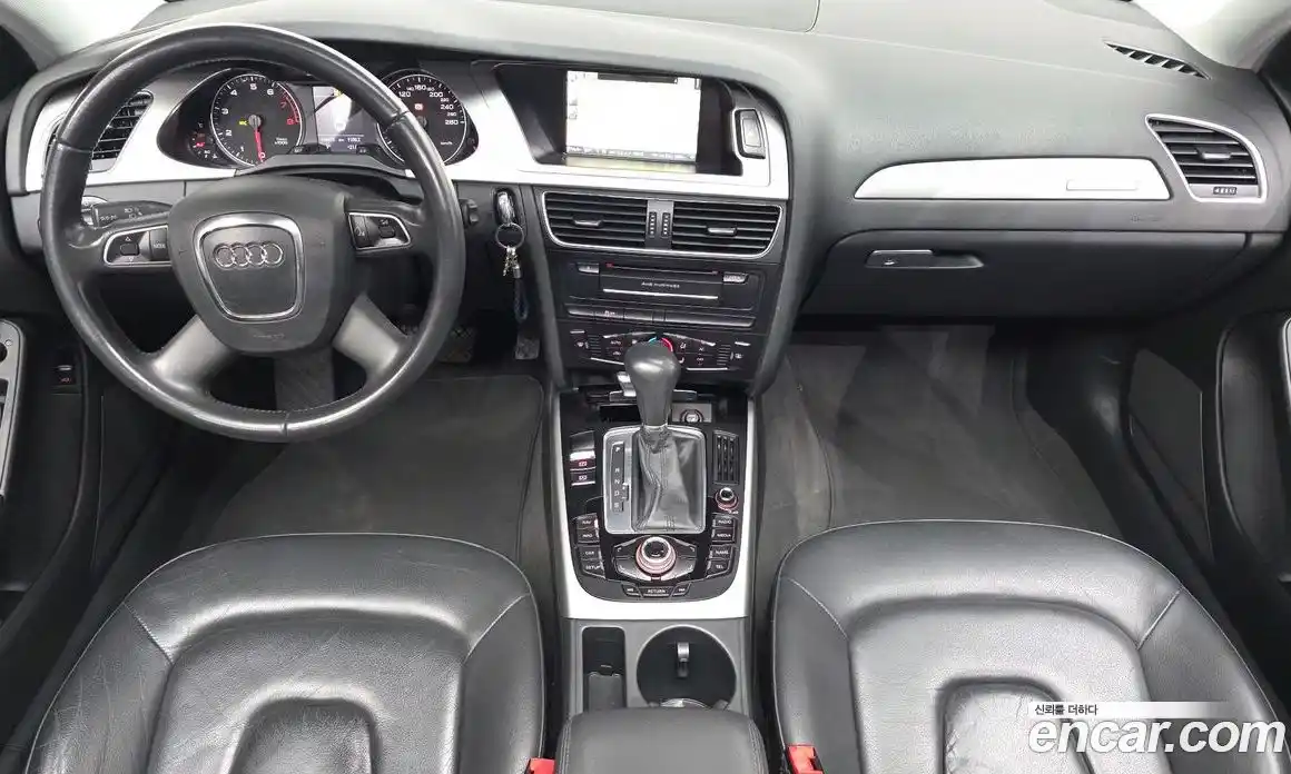Audi A4 2010 2.0 автомат (гидро), фото 7
