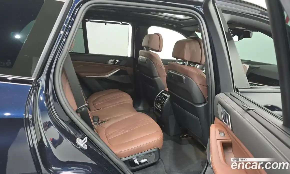 BMW X5 2025 3.0 автомат (гидро), фото 17