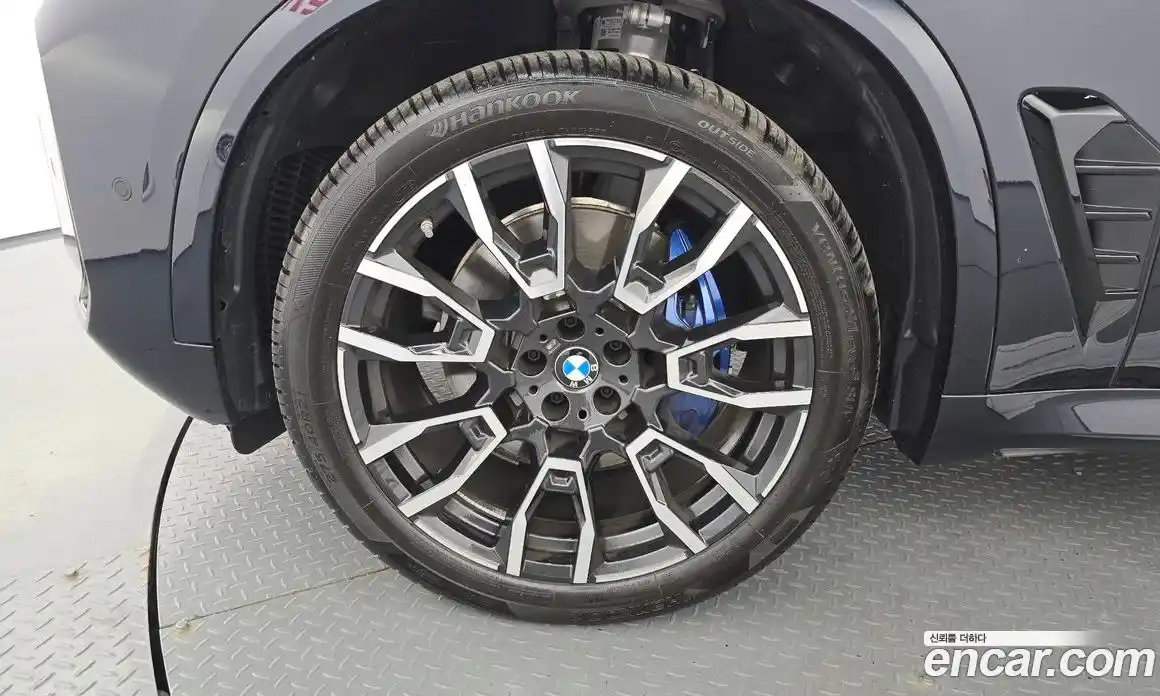 BMW X5 2025 3.0 автомат (гидро), фото 5