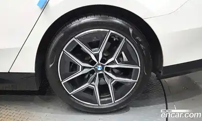 BMW 5 серия 2024 2.0 автомат (гидро), миниатюра 6