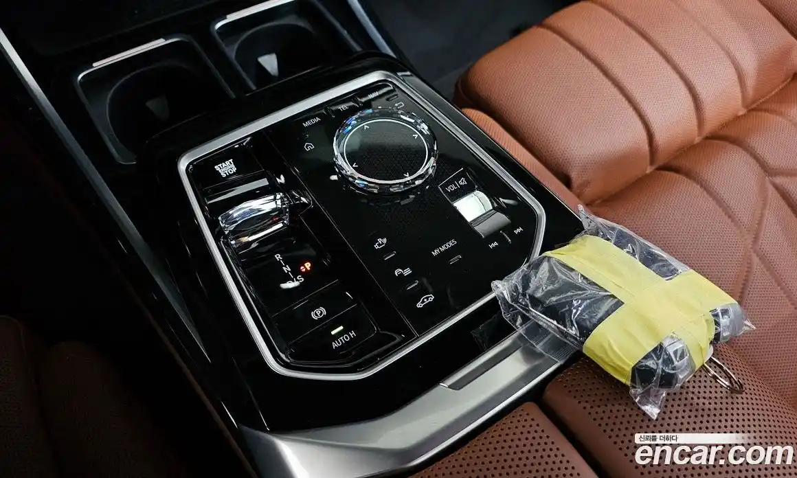 BMW 7 серия 2025 3.0 автомат (гидро), фото 12