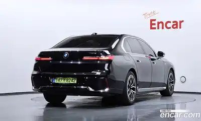BMW 7 серия 2025 3.0 автомат (гидро), миниатюра 2