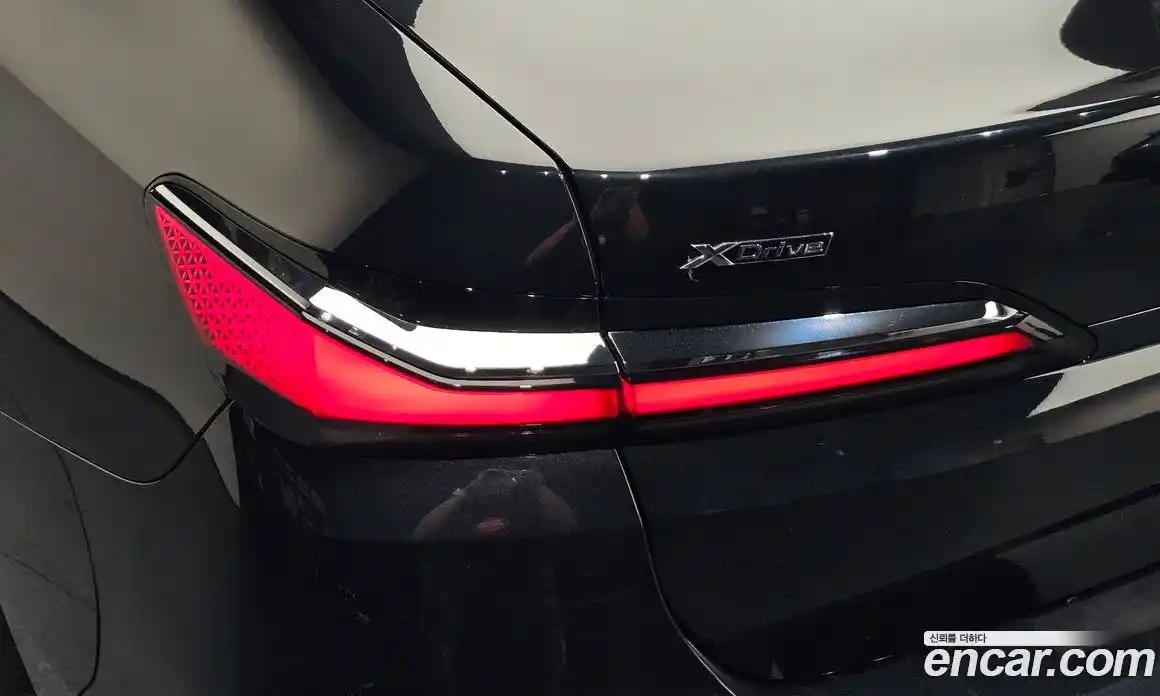 BMW 7 серия 2025 3.0 автомат (гидро), фото 9