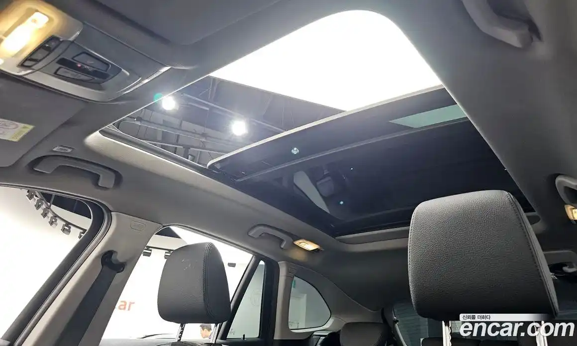 BMW X1 2022 2.0 автомат (гидро), фото 21