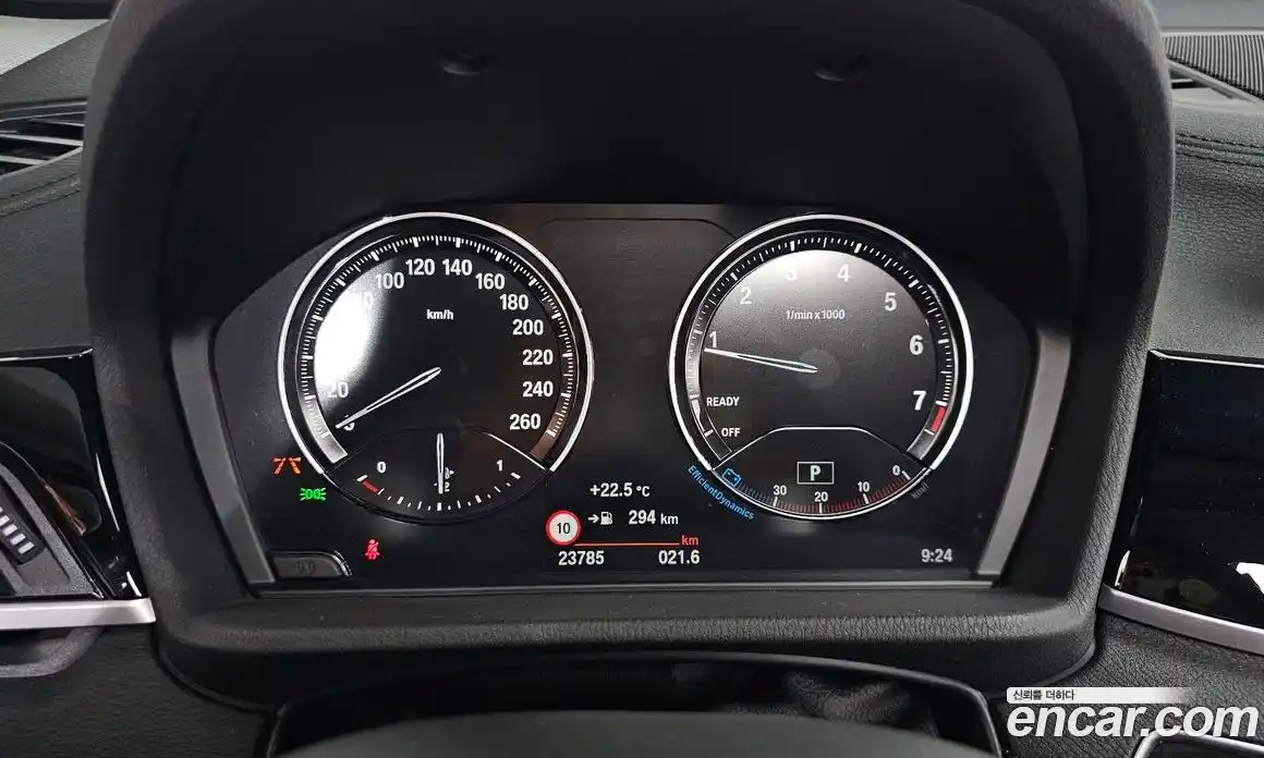 BMW X1 2022 2.0 автомат (гидро), фото 10
