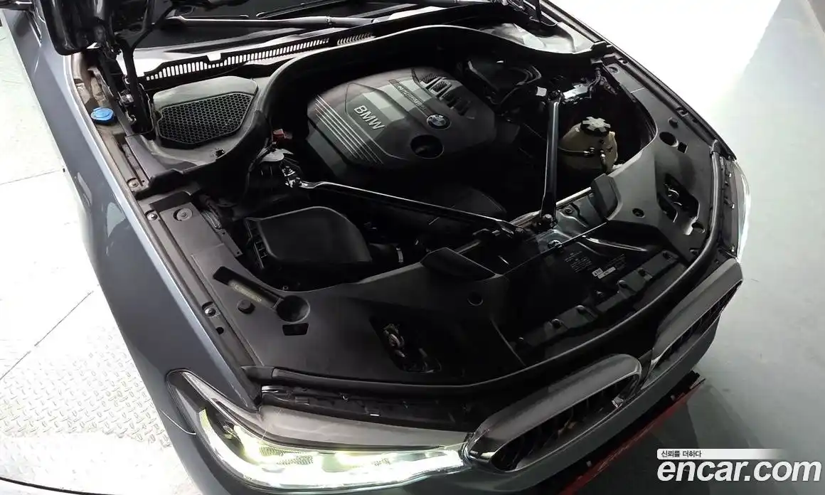 BMW 5 серия 2017 2.0 автомат (гидро), фото 6