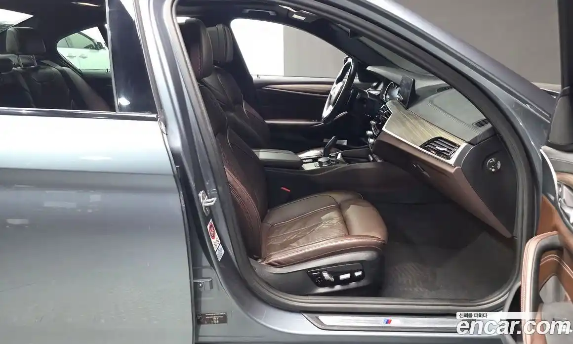BMW 5 серия 2017 2.0 автомат (гидро), фото 10