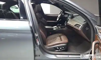 BMW 5 серия 2017 2.0 автомат (гидро), миниатюра 10