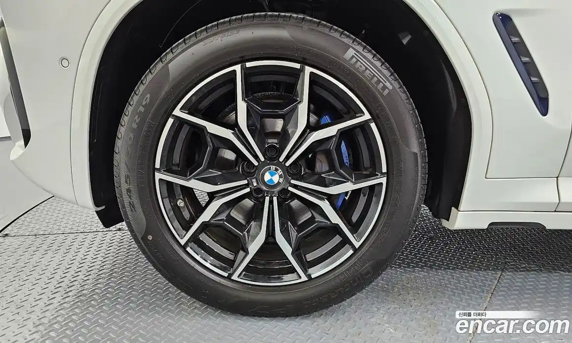 BMW X3 2022 2.0 автомат (гидро), фото 5