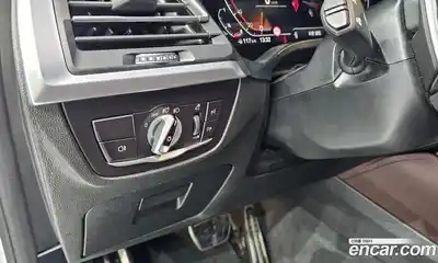 BMW X4 2022 2.0 автомат (гидро), миниатюра 9