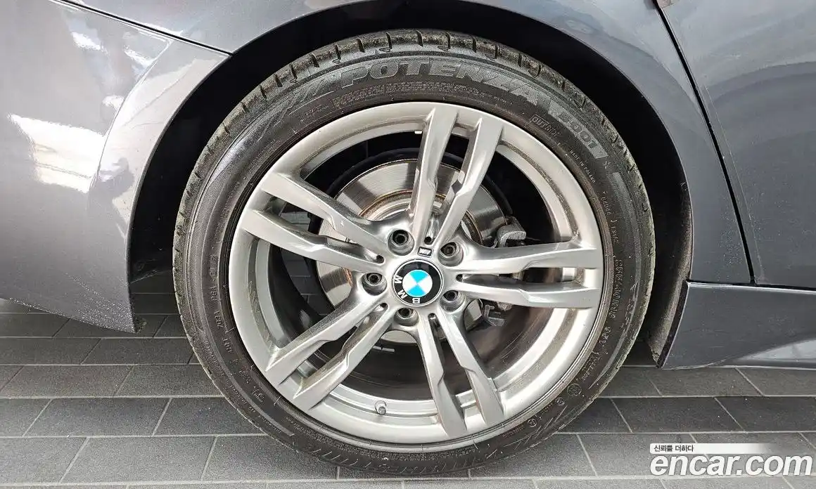 BMW 3 серия 2017 2.0 автомат (гидро), фото 5