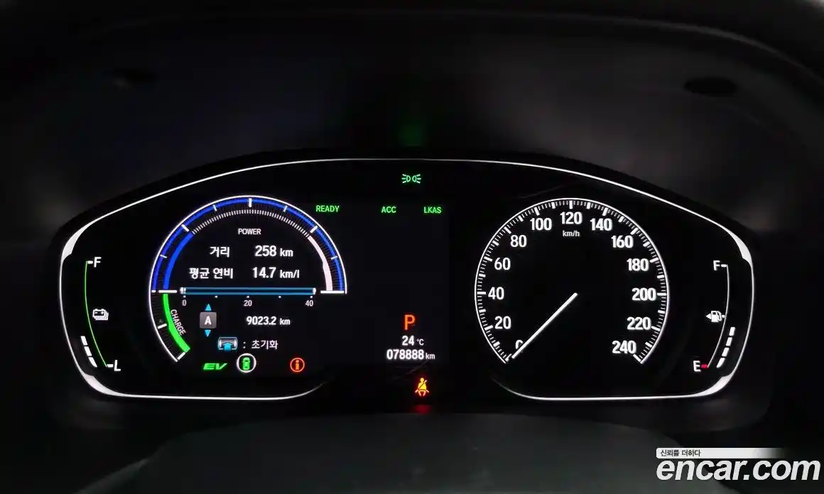 Honda Accord 2019 2.0 автомат (гидро), фото 11