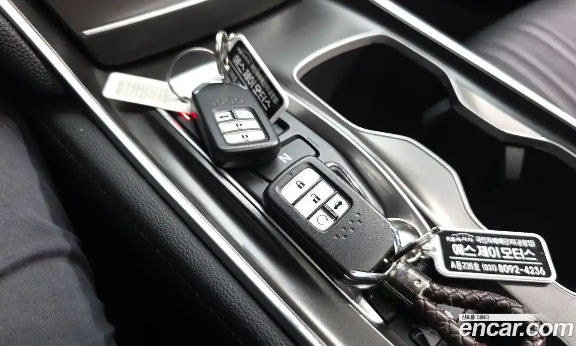 Honda Accord 2019 2.0 автомат (гидро), фото 35