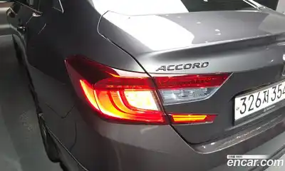 Honda Accord 2019 2.0 автомат (гидро), миниатюра 9