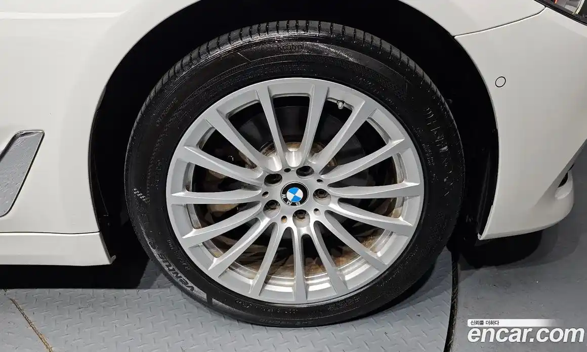 BMW 5 серия 2020 2.0 автомат (гидро), фото 7