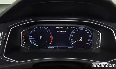 Volkswagen T-Roc 2021 2.0 автомат (гидро), миниатюра 11