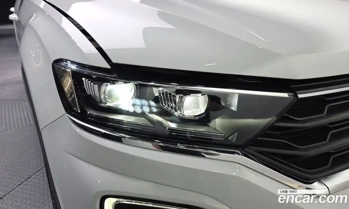 Volkswagen T-Roc 2021 2.0 автомат (гидро), фото 8