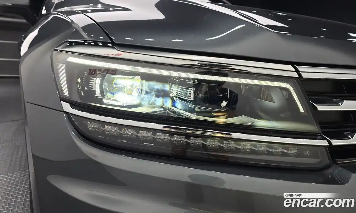 Volkswagen Tiguan 2020 2.0 автомат (гидро), фото 8