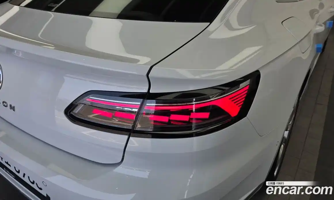 Volkswagen Arteon 2022 2.0 автомат (гидро), фото 9