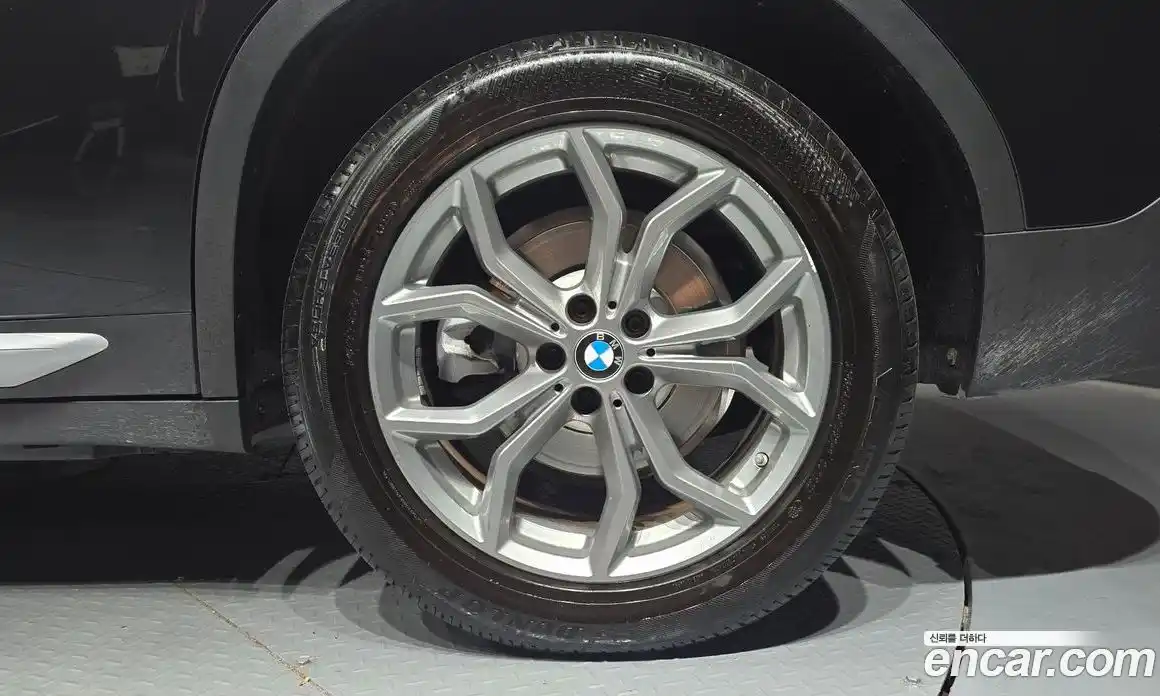 BMW X4 2021 2.0 автомат (гидро), фото 7