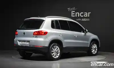 Volkswagen Tiguan 2014 2.0 автомат (гидро), миниатюра 2
