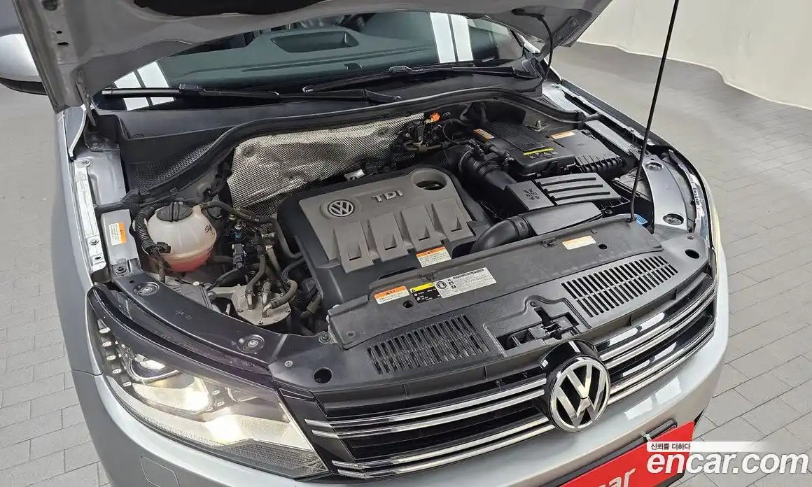 Volkswagen Tiguan 2014 2.0 автомат (гидро), фото 6