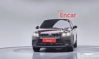Volkswagen Tiguan 2018 2.0 автомат (гидро), миниатюра 3